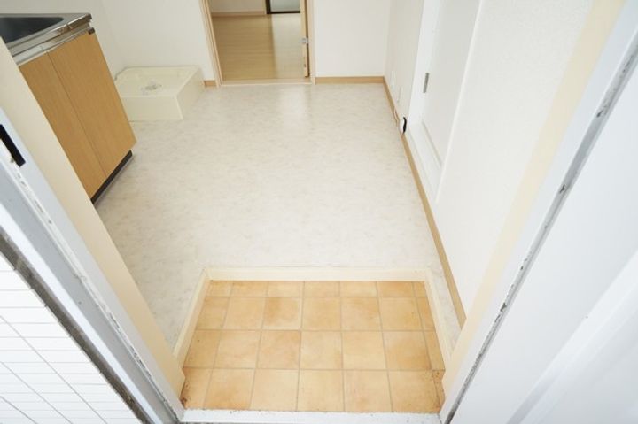 神奈川県川崎市多摩区登戸(マンション)の賃貸物件の玄関