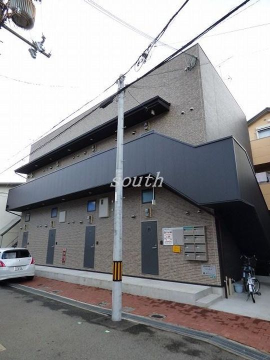 エスタブレ香ヶ丘の外観