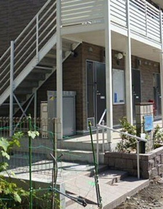 神奈川県横浜市金沢区六浦4(アパート)の賃貸物件の地図