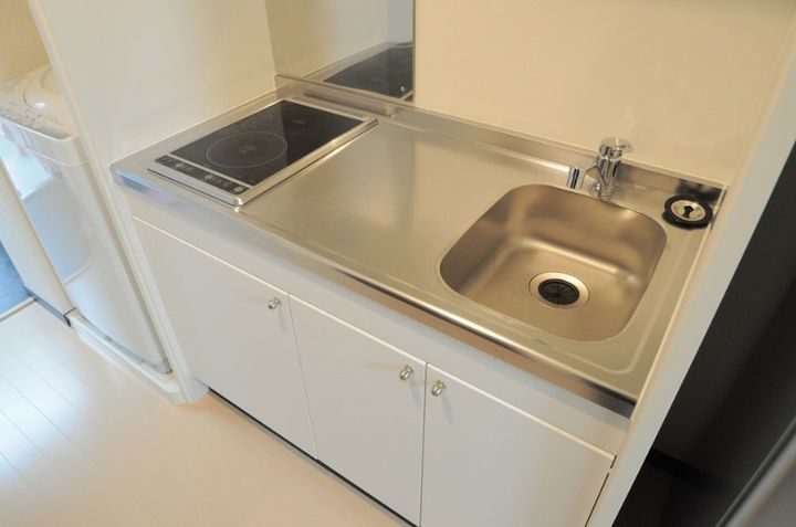神奈川県横浜市金沢区六浦4(アパート)の賃貸物件のキッチン