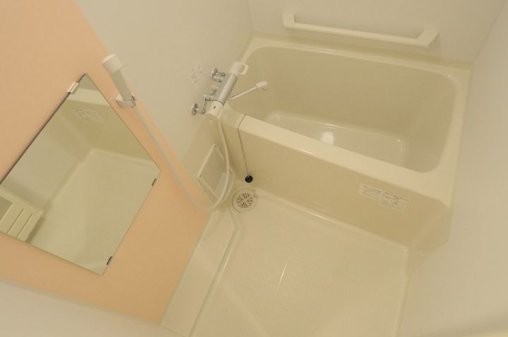 神奈川県横浜市金沢区六浦4(アパート)の賃貸物件の風呂