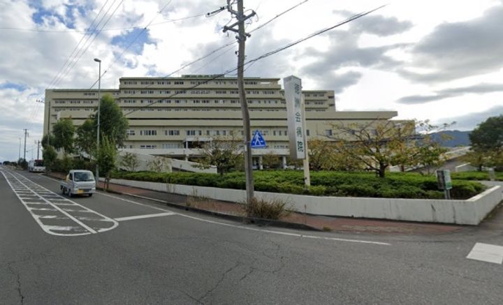 下川原団地6号棟の周辺