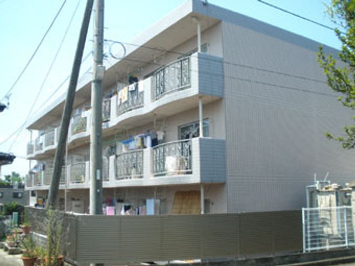静岡県田方郡函南町平井(マンション)の賃貸物件の外観