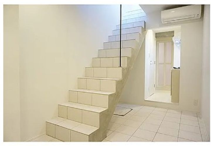 東京都渋谷区元代々木町(マンション)の賃貸物件の居間