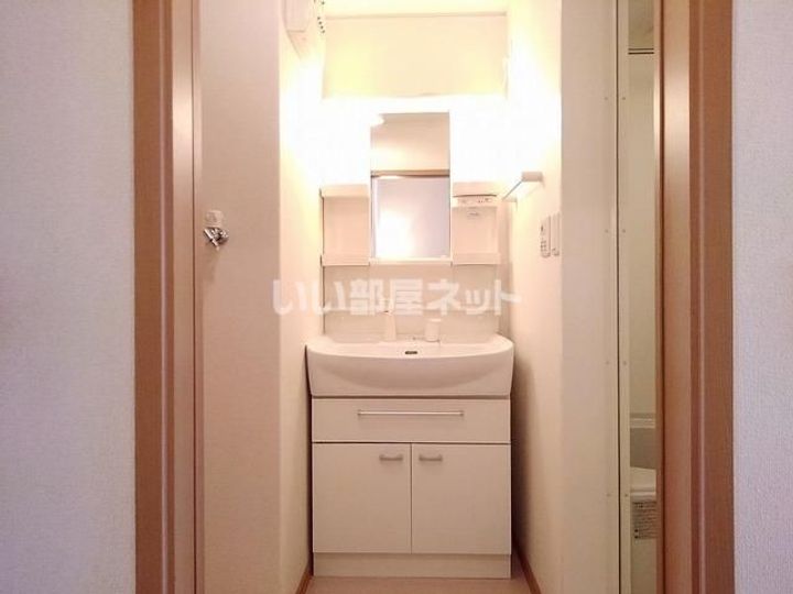 兵庫県川西市東多田2(アパート)の賃貸物件の内装