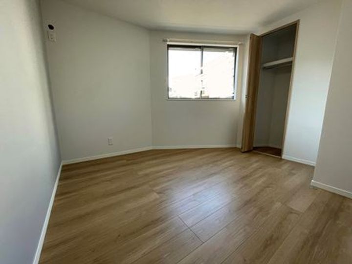 リープラス青山北の居間