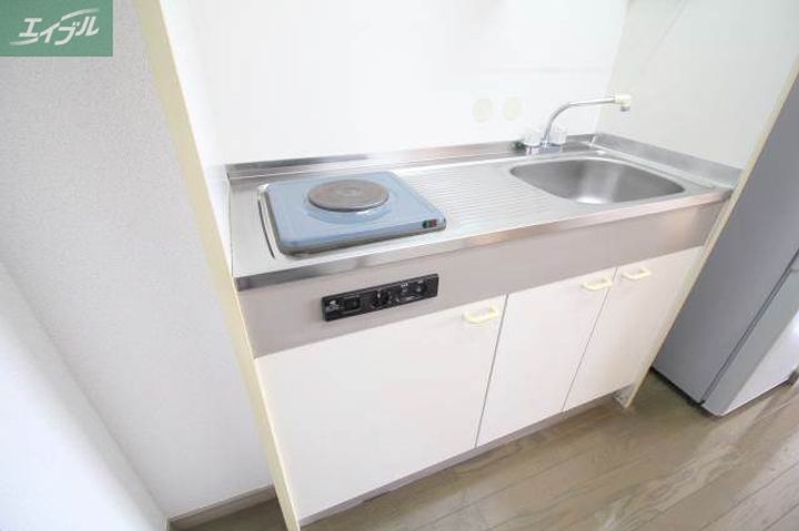 吉原広瀬町マンションのキッチン