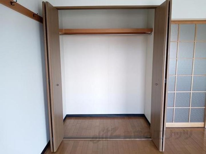 シャトル弐番館の内装