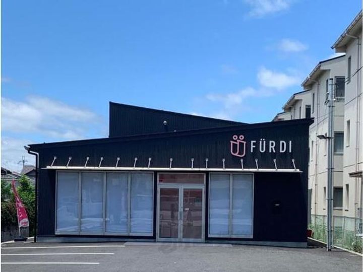 シャトル弐番館の周辺