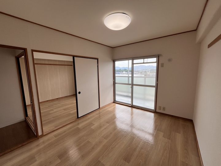 ソレイユフジの居間