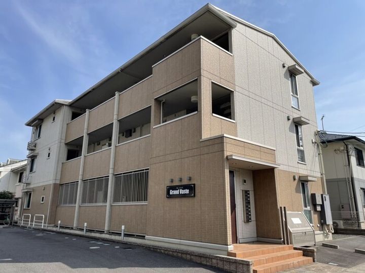 島根県松江市学園南1(アパート)の賃貸物件の外観