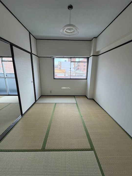 平野ハイツ(流町)の居間