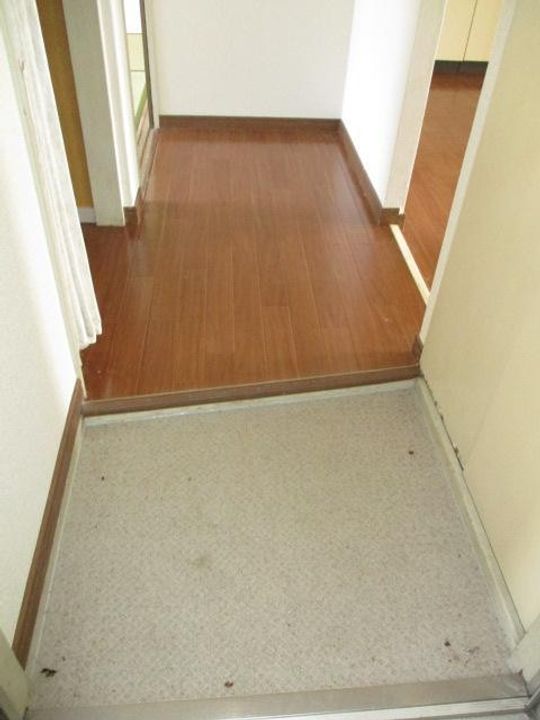 小山ハイツ第一の玄関