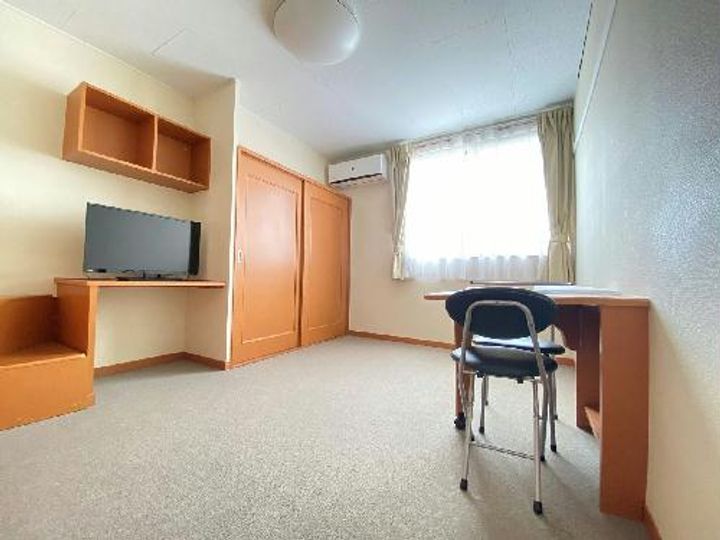 レオパレスリーベンIIの居間