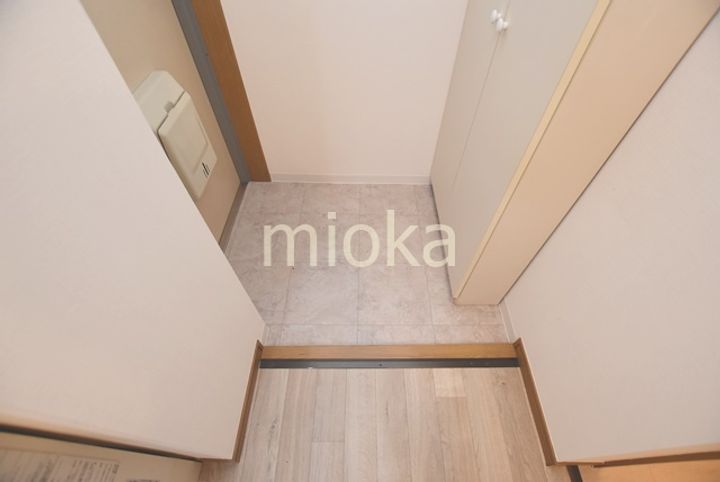 グレイス阪南Iの玄関