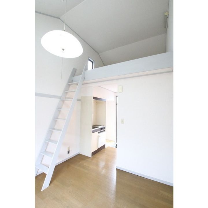 トーオーハイツの居間