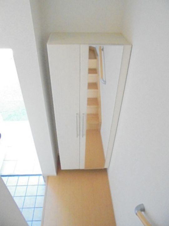 滋賀県彦根市西今町(アパート)の賃貸物件の玄関