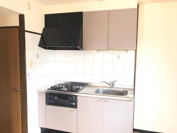 岡山県岡山市中区国富2(マンション)の賃貸物件のキッチン