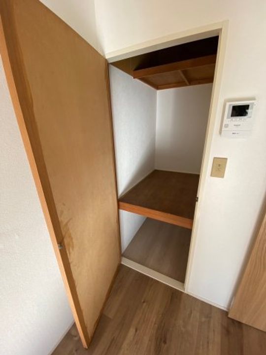 パステルナカウメの内装