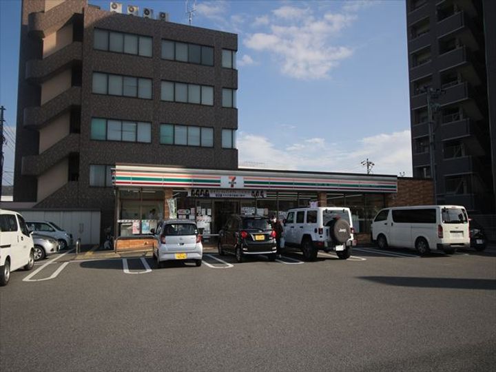 イミソーレの周辺