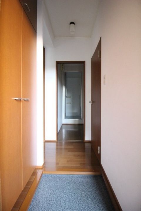 メゾンボヌールの玄関