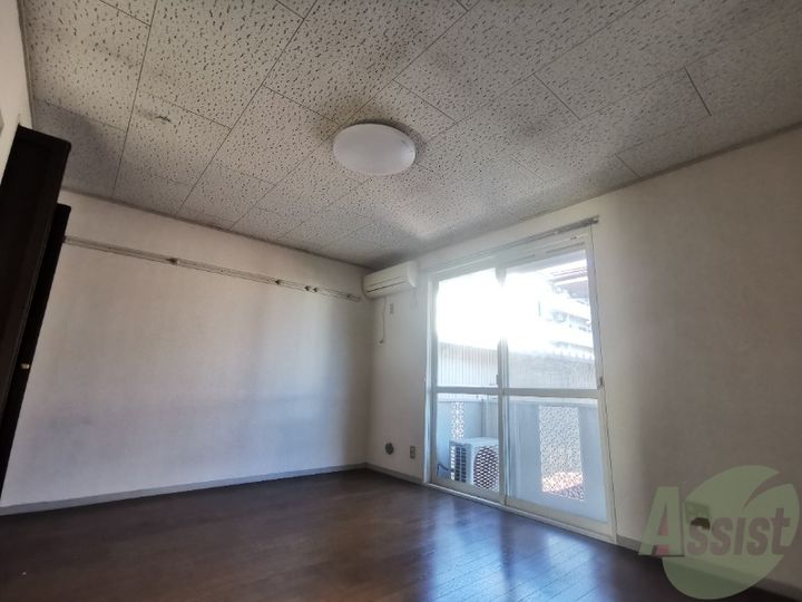 トゥインクルコート誠顕の居間