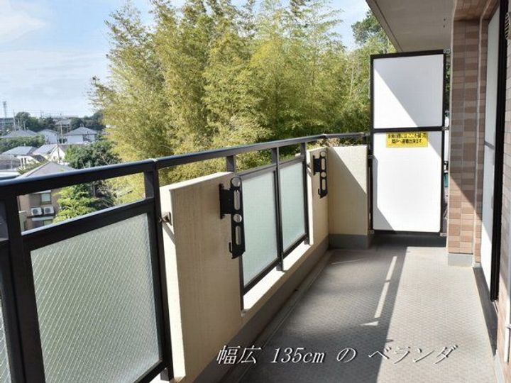 八功ハイツの内装