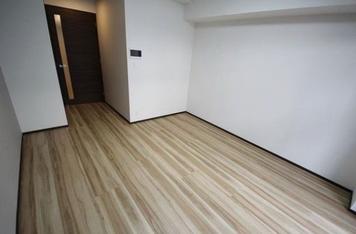 東京都中野区本町6の賃貸マンションの内装