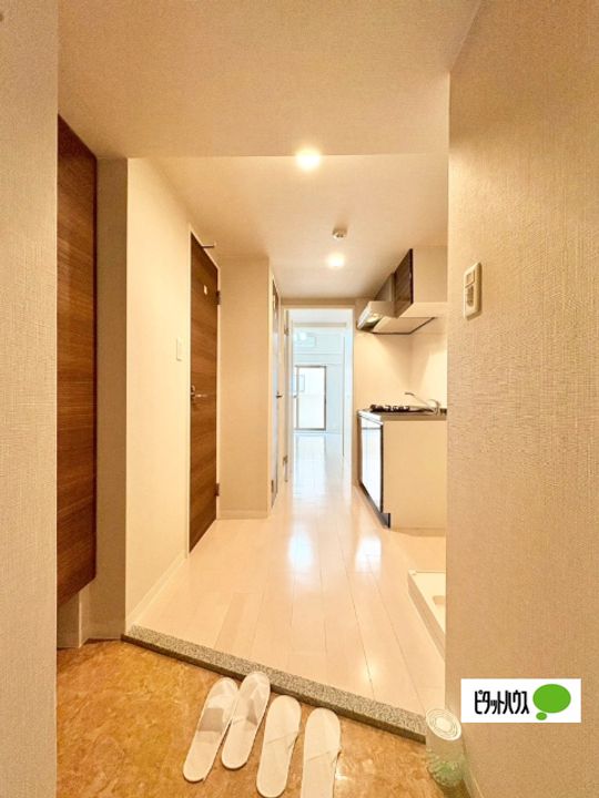 Luxe京都西大路の玄関