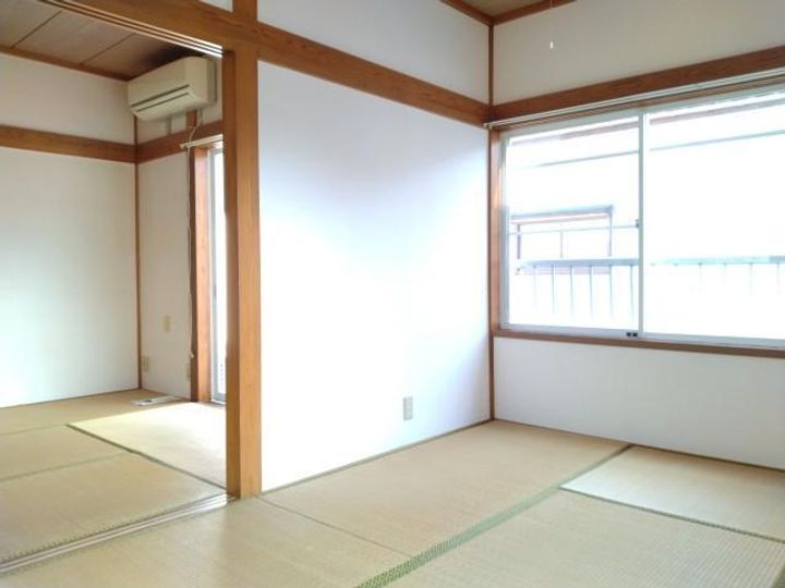 ビジューコーポの居間