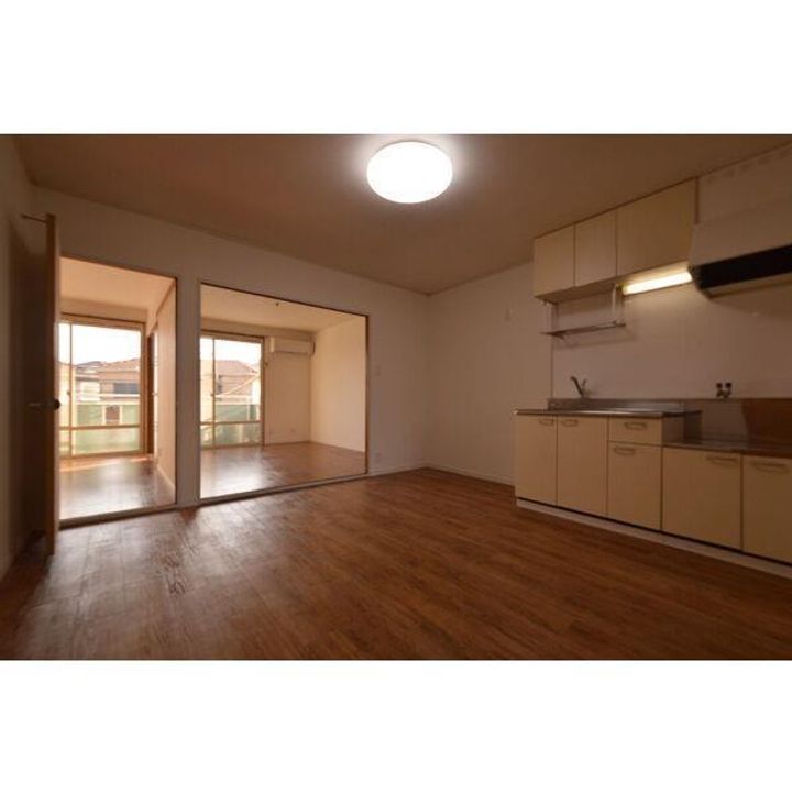 シャトル緑ヶ丘I・IIの内装