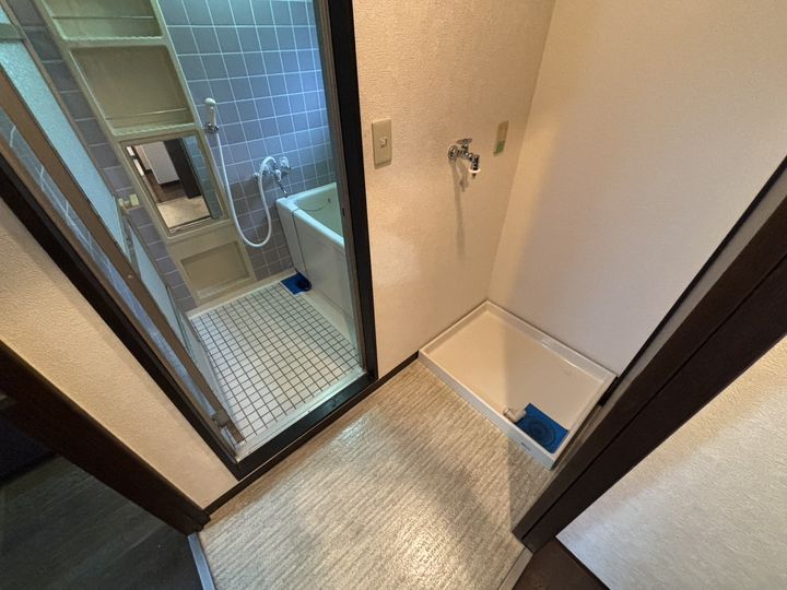 ロイヤルヒルズ台原Iの内装