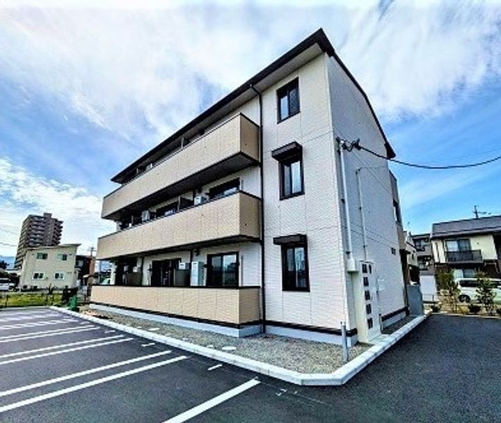 クラージュの外観