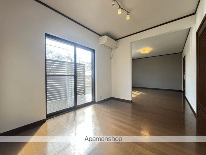 埼玉県狭山市柏原(一戸建)の賃貸物件の居間