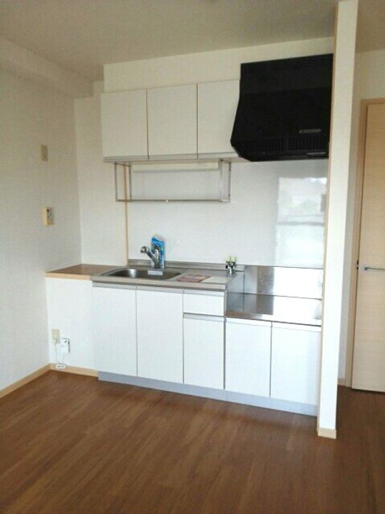 兵庫県小野市本町1(マンション)の賃貸物件のキッチン