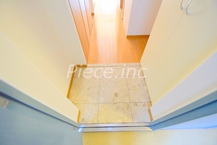 エスリード御堂筋梅田の玄関