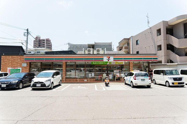 カムール花園の周辺