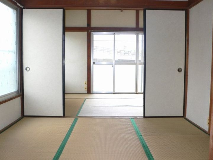 栄ハイツの居間