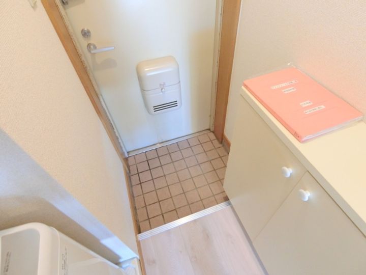 グランクレール 2番館の玄関