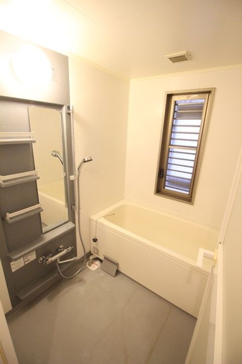 ルピナス守恒の風呂