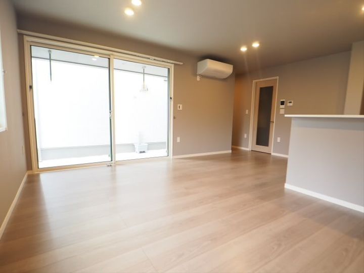 ハナテラスつつじヶ丘の居間