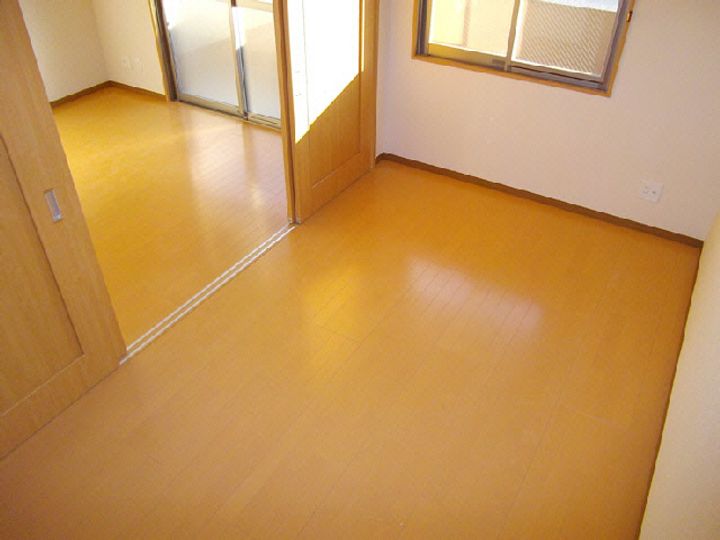 グリーンヒルタカハシIIIの居間