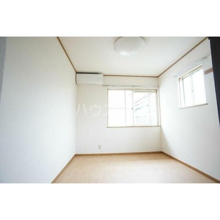 プレミールサンクの居間