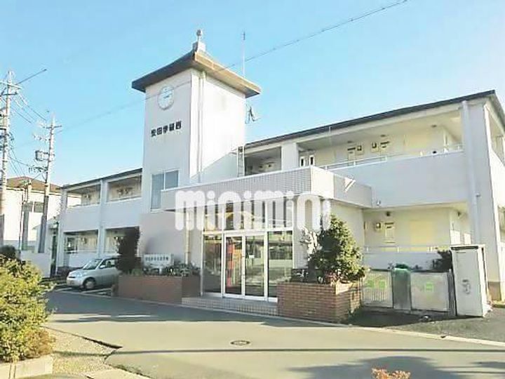リズスクエア西棟の外観