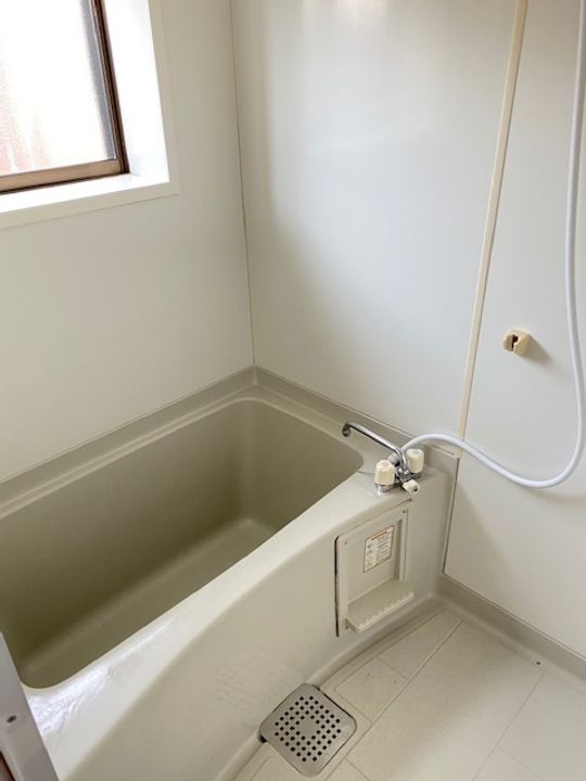 島根県出雲市上塩冶町(一戸建)の賃貸物件の風呂