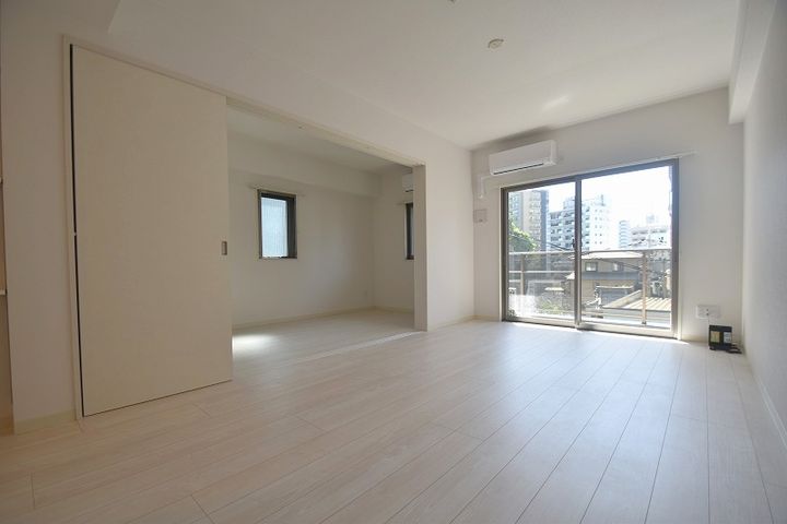 広島県広島市南区段原2(マンション)の賃貸物件の居間