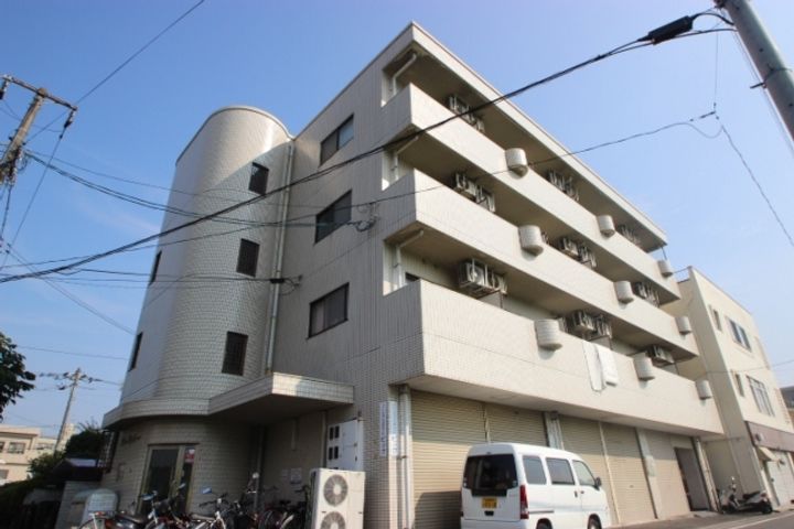 リバーシティー・オガワの外観