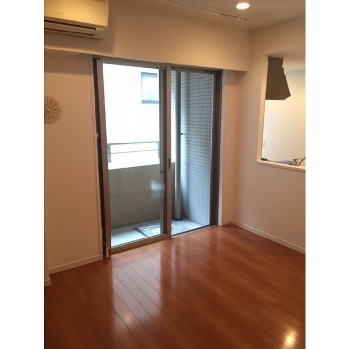 東京都台東区蔵前3(マンション)の賃貸物件の居間