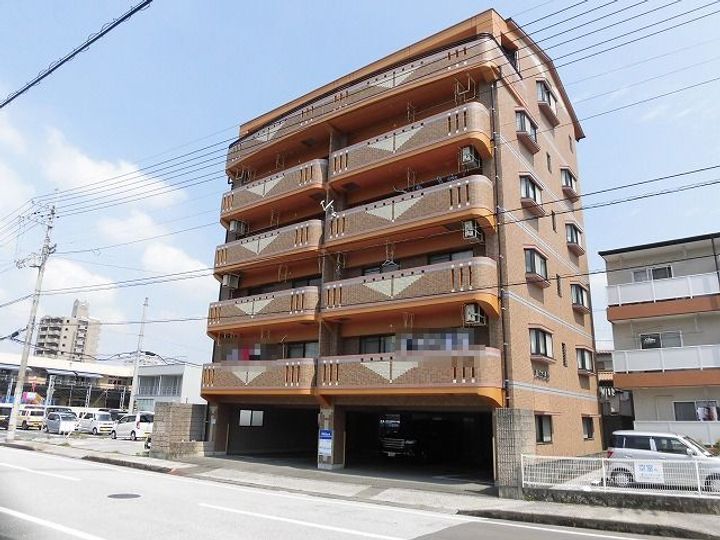 ルミエールIIIの外観