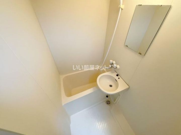 プレアール高松西町の風呂